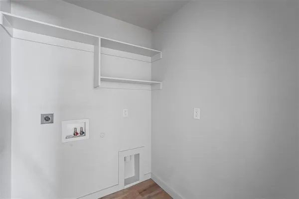 $1,525 | 413 South Willow Street, Sherman, TX 75090