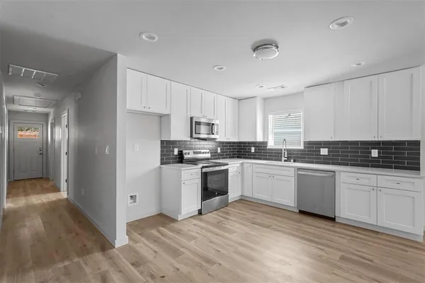 $1,525 | 413 South Willow Street, Sherman, TX 75090