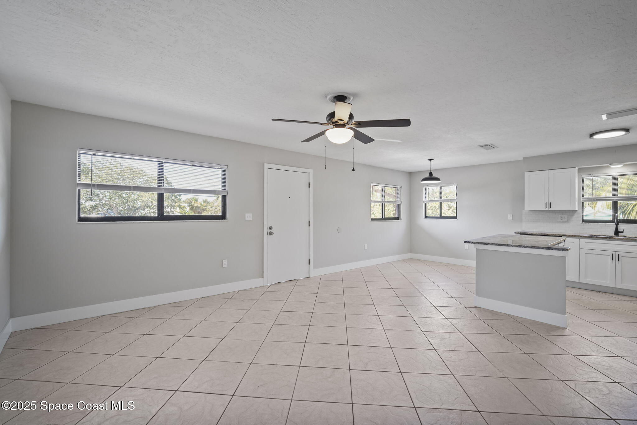 201 Cocoa Isles Boulevard, Unit 3 Cocoa Beach, FL 32931 - Photo 20 of 21 Open floor plan