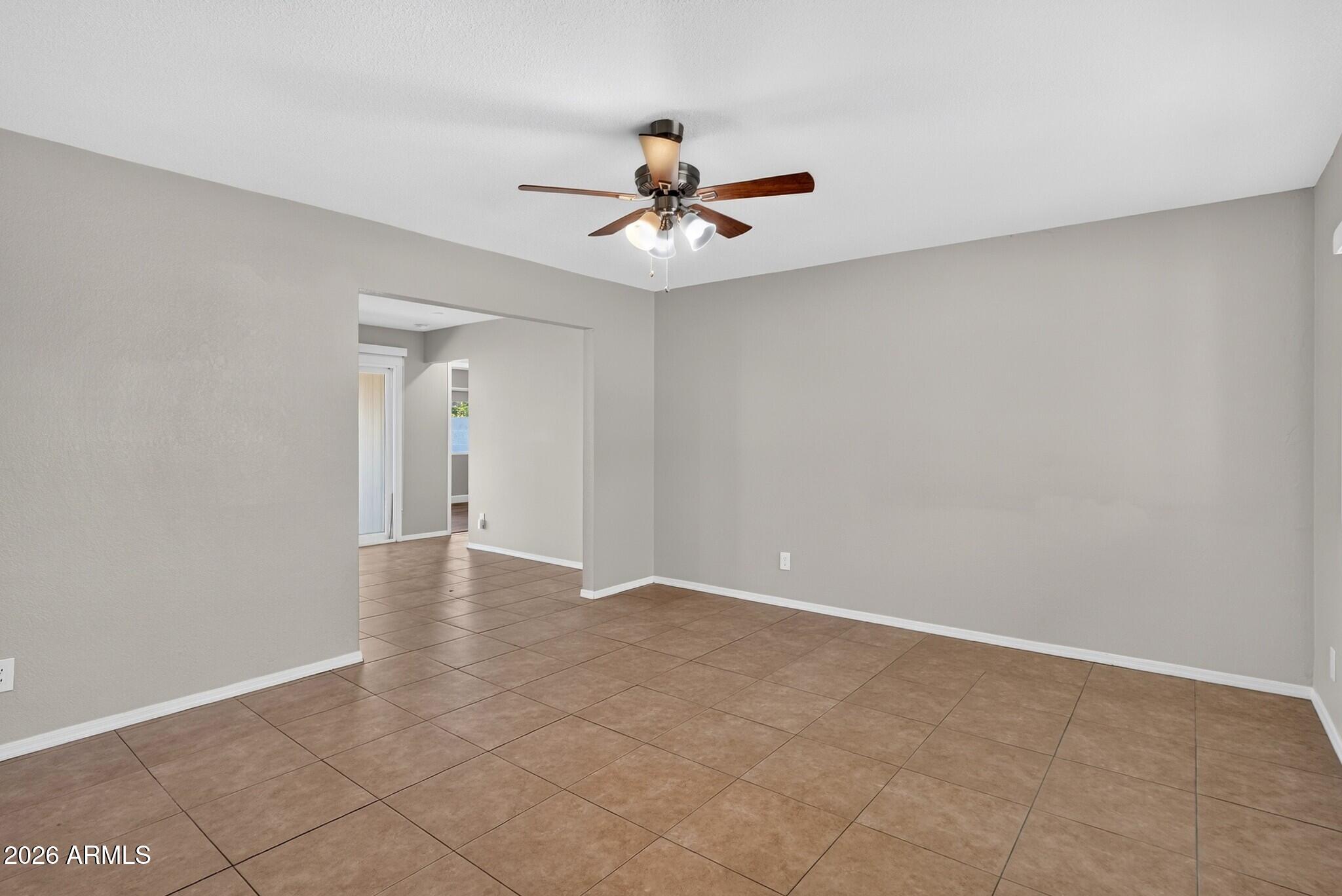 5709 South Roberts Road Tempe, AZ 85283 - Photo 25 of 47 004South Roberts Road_web