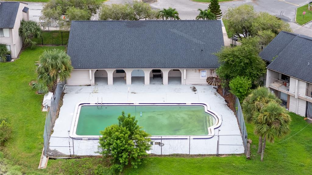 2004 Ludlow Lane, Unit 2803 Orlando, FL 32839 - Photo 27 of 31 an aerial view of a house