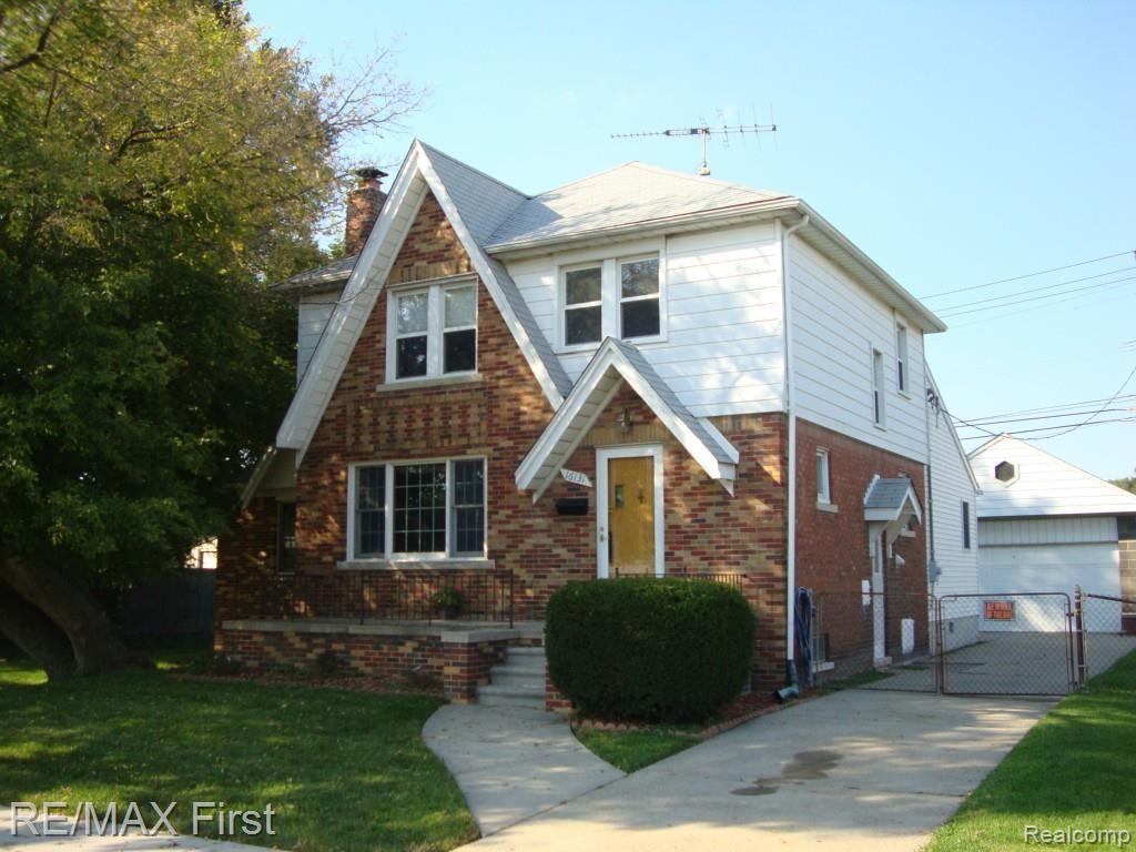 16131 Stephens Road Eastpointe, MI 48021 - Photo 28 of 28 DSC04858.jpg