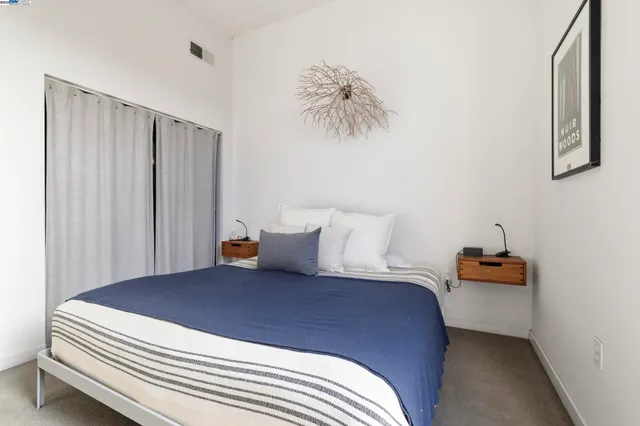 $429,000 | 630 Thomas L Berkley Way, Unit 403, Oakland, CA 94612