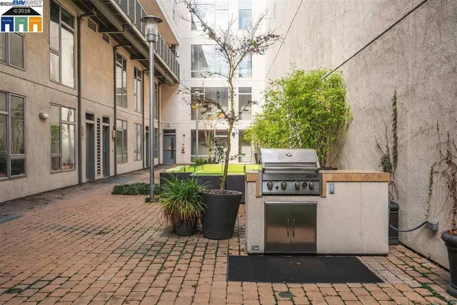 $429,000 | 630 Thomas L Berkley Way, Unit 403, Oakland, CA 94612