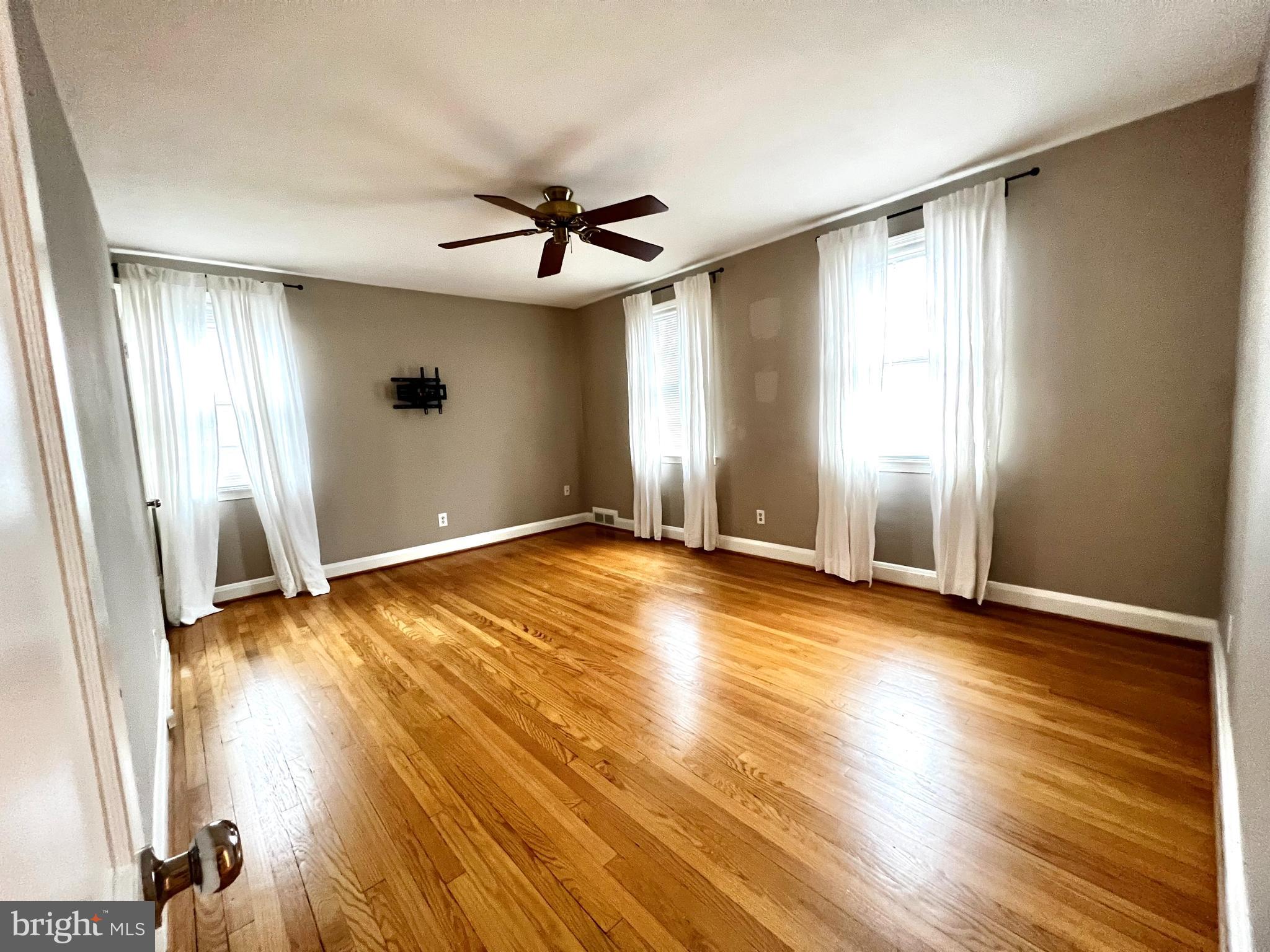 8134 Glen Gary Road Towson, MD 21286 - Photo 8 of 26 Bedroom #1