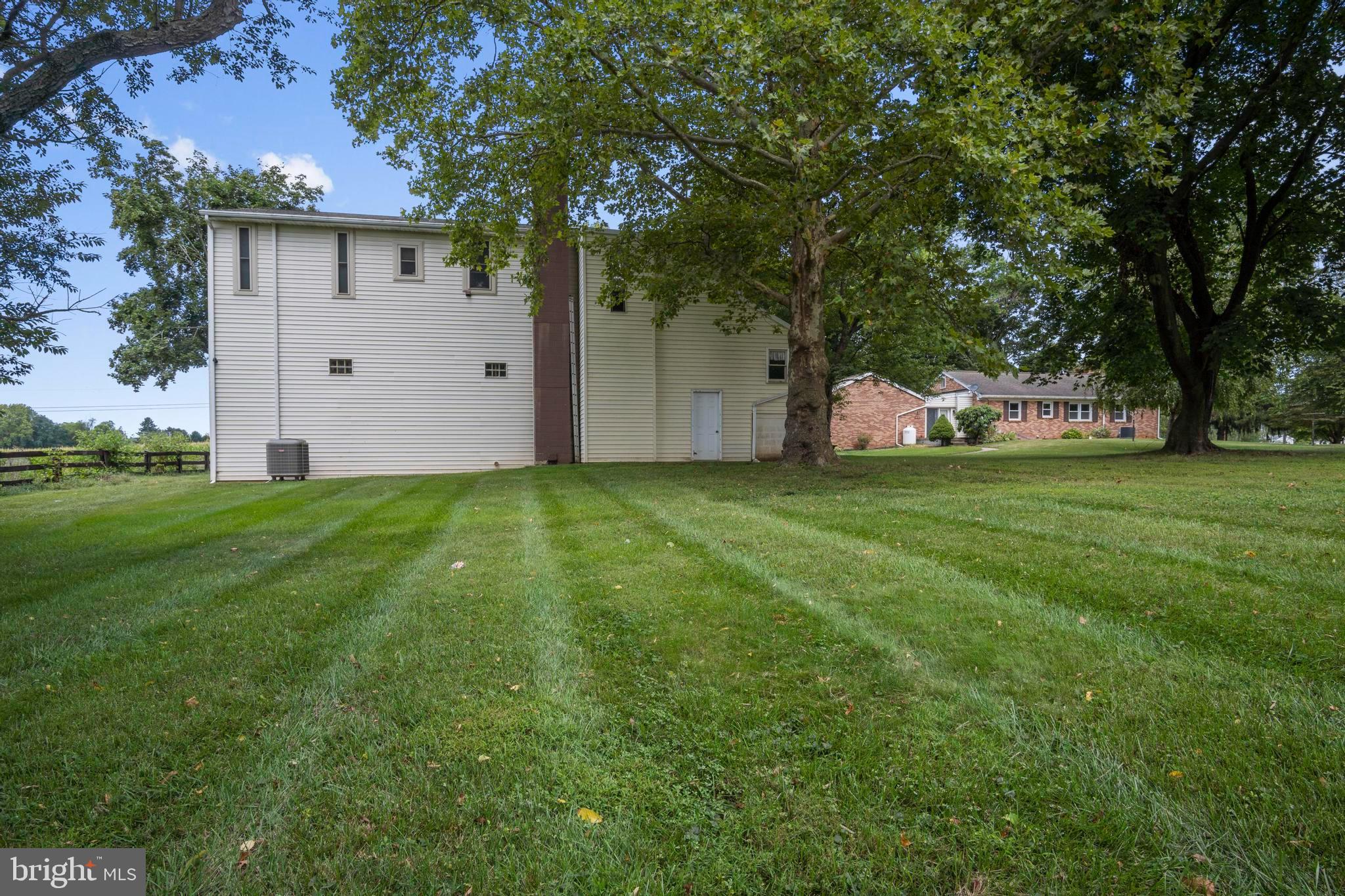 255 South Middlesex Road Carlisle, PA 17015 - Photo 8 of 58 Gallery Image 8