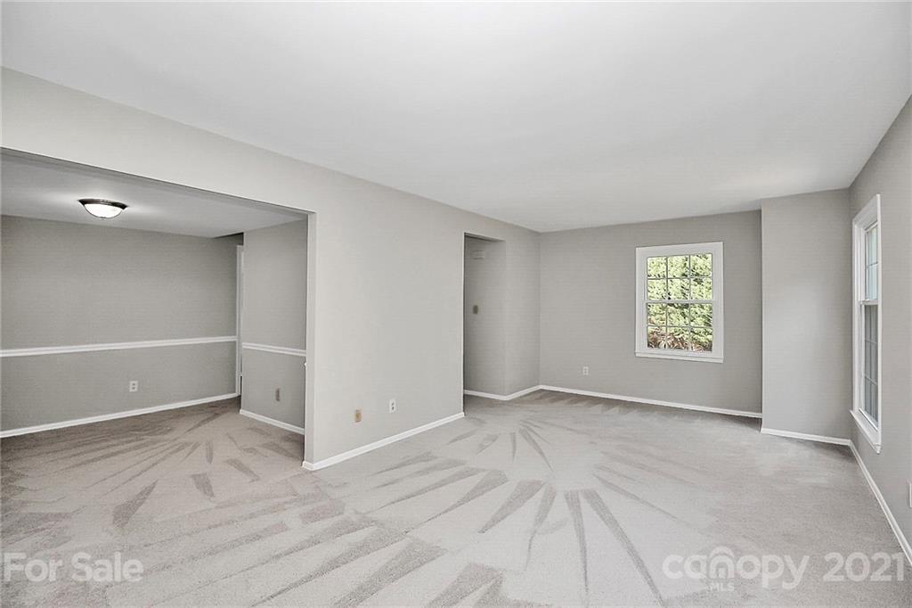 8342 Knights Bridge Road Charlotte, NC 28210 - Photo 11 of 32 Gallery Image 11