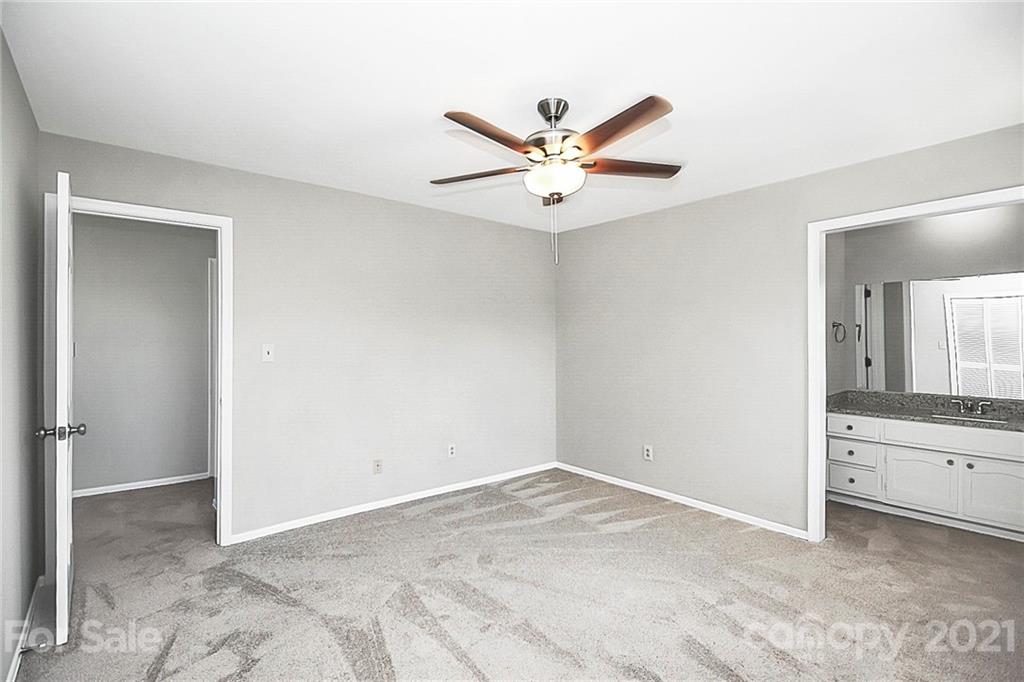 8342 Knights Bridge Road Charlotte, NC 28210 - Photo 23 of 32 Gallery Image 23
