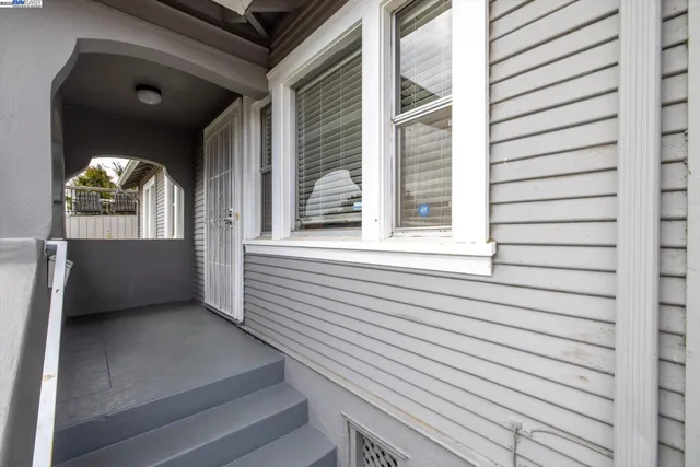 $455,000 | 10109 Plymouth Street, Oakland, CA 94603