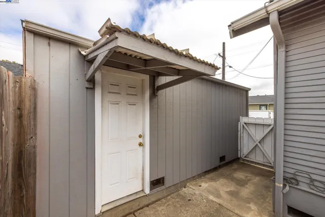 $455,000 | 10109 Plymouth Street, Oakland, CA 94603