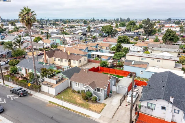 $455,000 | 10109 Plymouth Street, Oakland, CA 94603