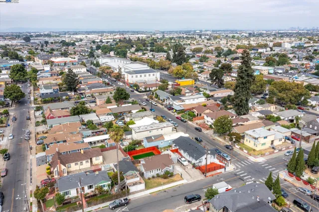 $455,000 | 10109 Plymouth Street, Oakland, CA 94603