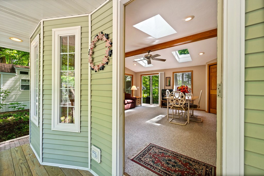 4286 Harbor School Road, Unit 11 Egg Harbor, WI 54209 - Photo 4 of 19 Gallery Image 4
