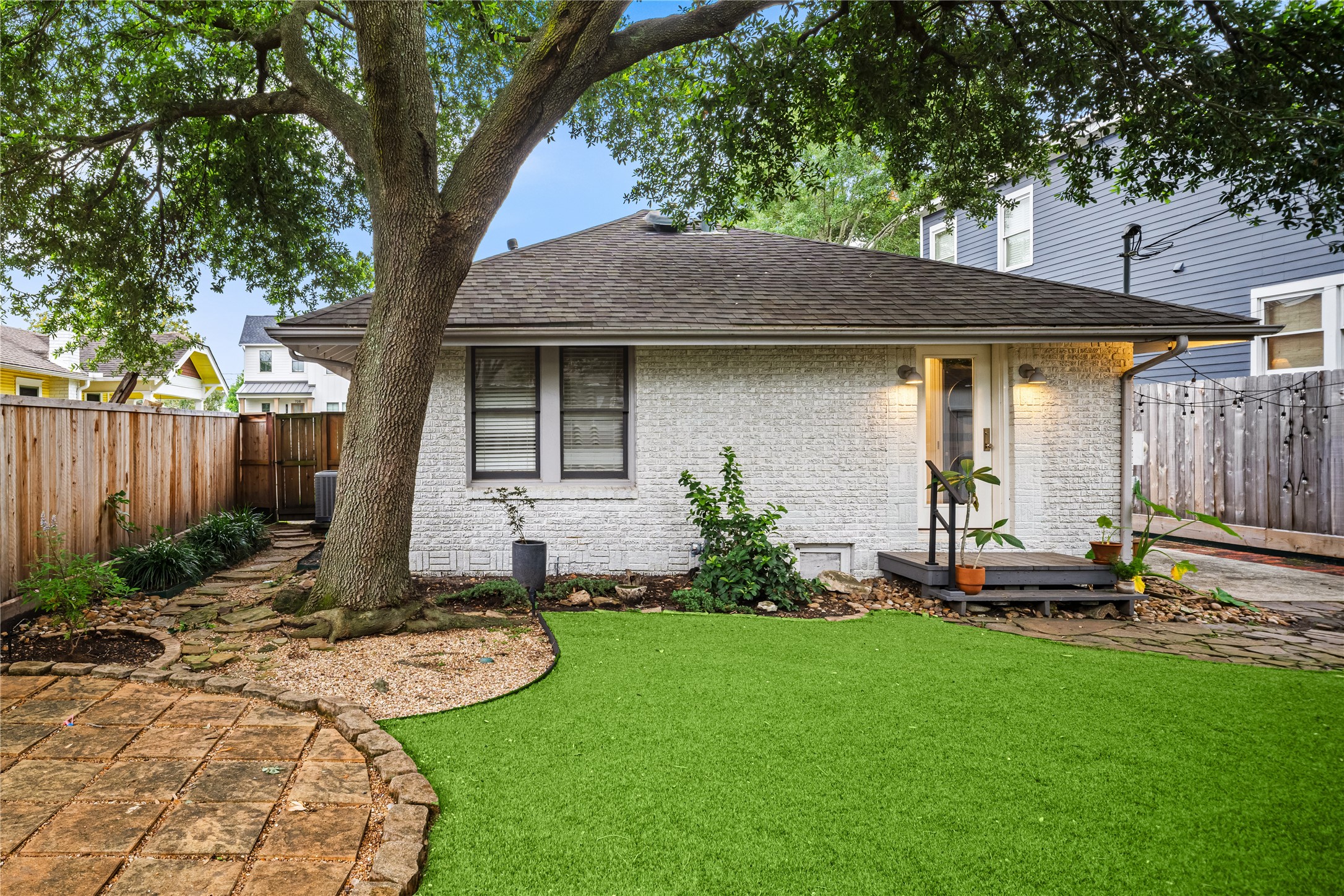 721 Ralfallen Street Houston, TX 77008 - Photo 23 of 26