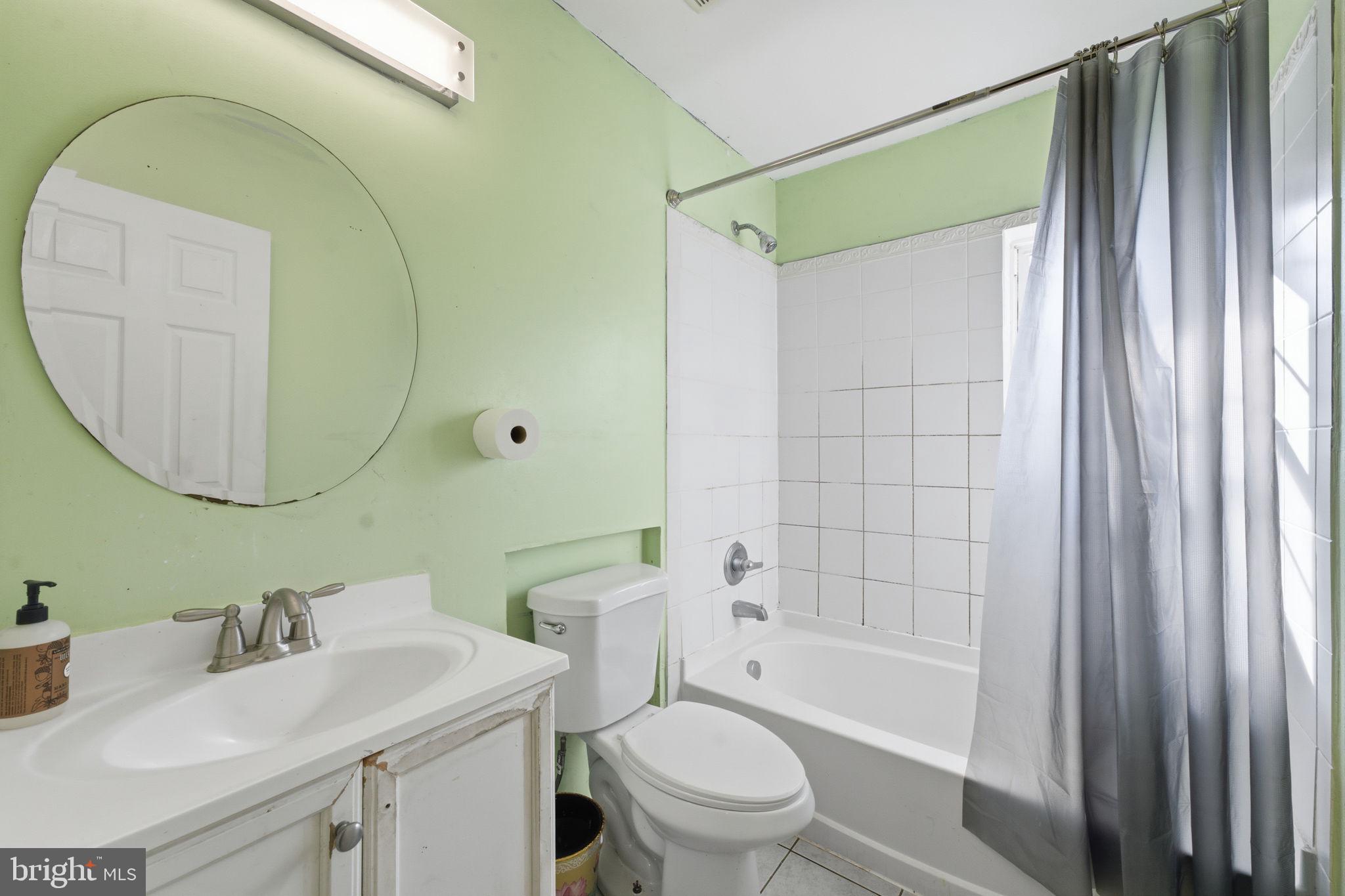 8039 New Riggs Road Hyattsville, MD 20783 - Photo 16 of 49 Main Level Full Bath
