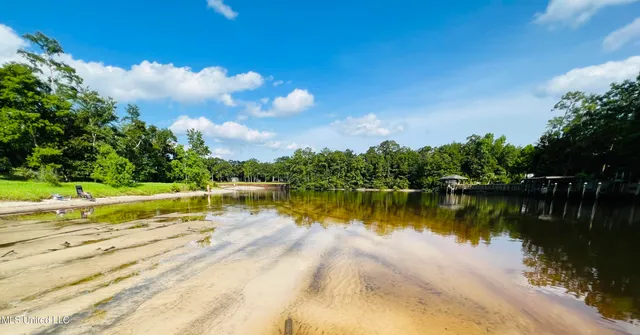 $160,000 | River Heights Lane, Diberville, MS 39540