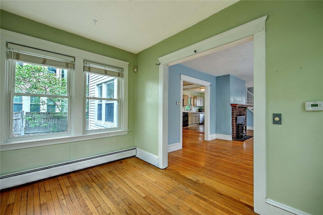 4 Talbot Manor Cranston, RI 02905 - Photo 13 of 36