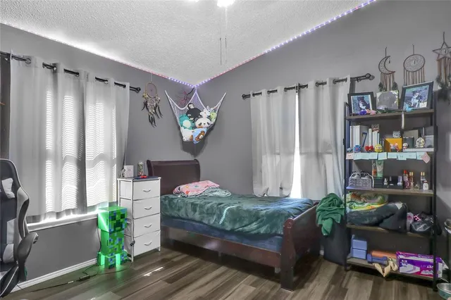 $240,000 | 5400 Creek Valley Drive, Arlington, TX 76018