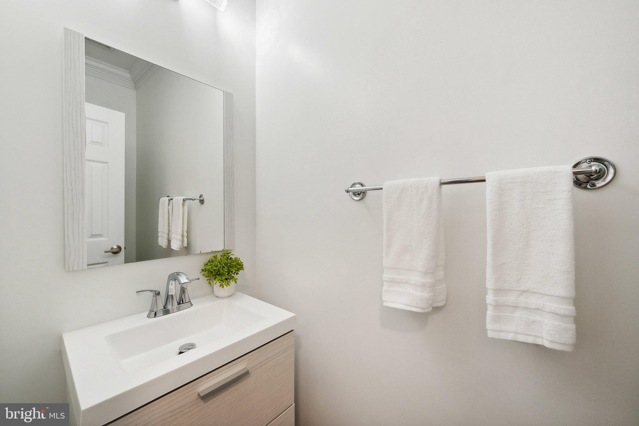 12007 Montrose Park Place Rockville, MD 20852 - Photo 13 of 31