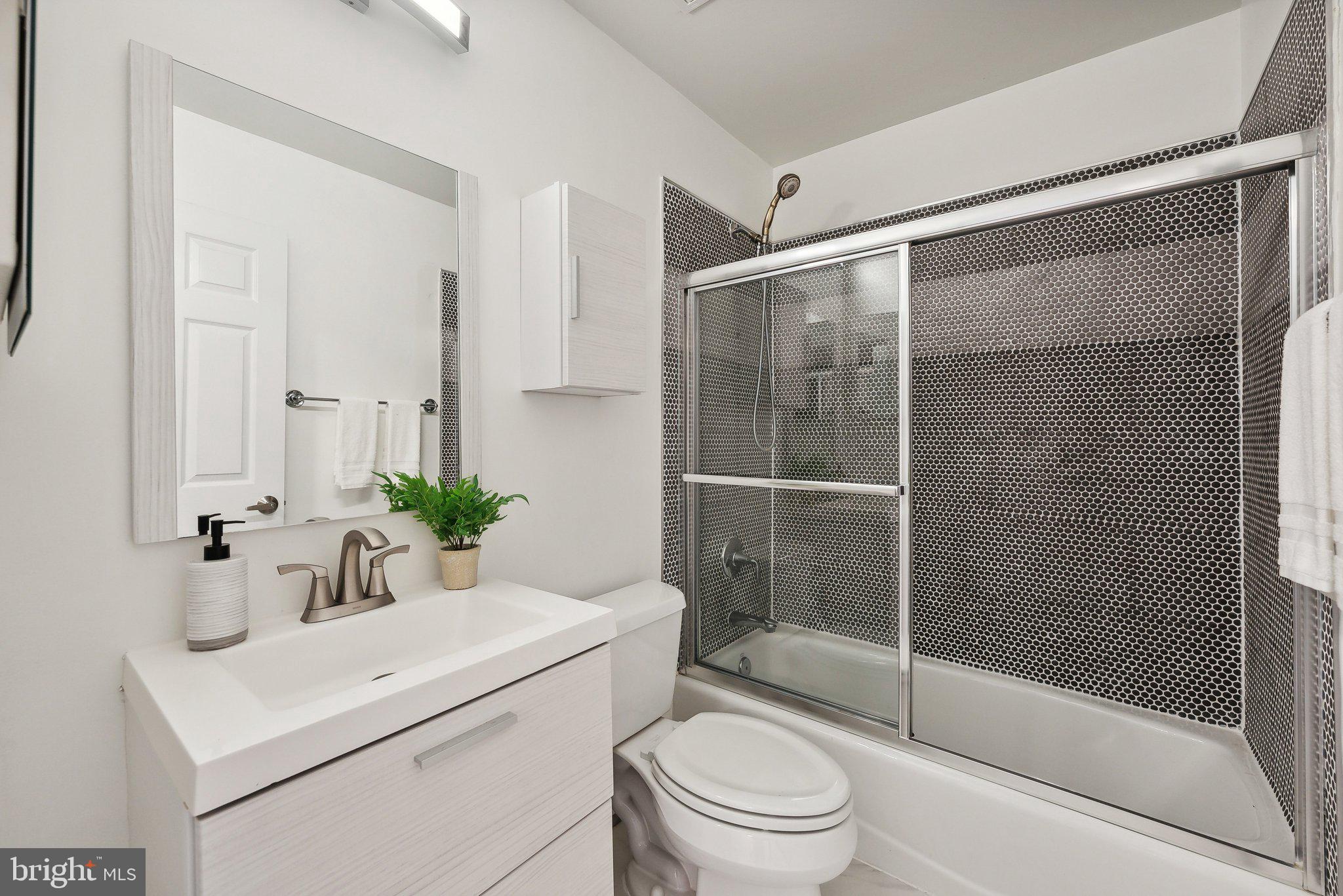 12007 Montrose Park Place Rockville, MD 20852 - Photo 25 of 31