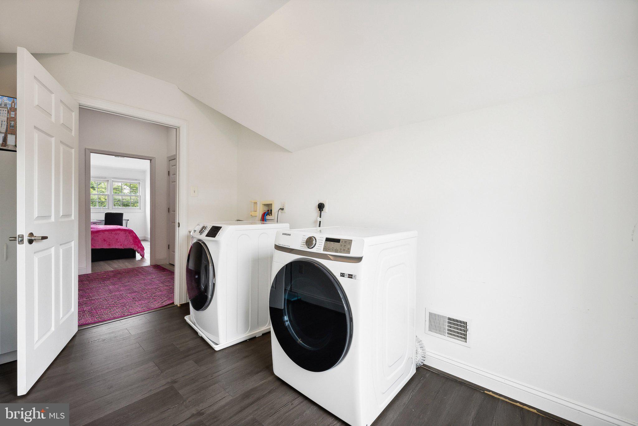 12007 Montrose Park Place Rockville, MD 20852 - Photo 26 of 31