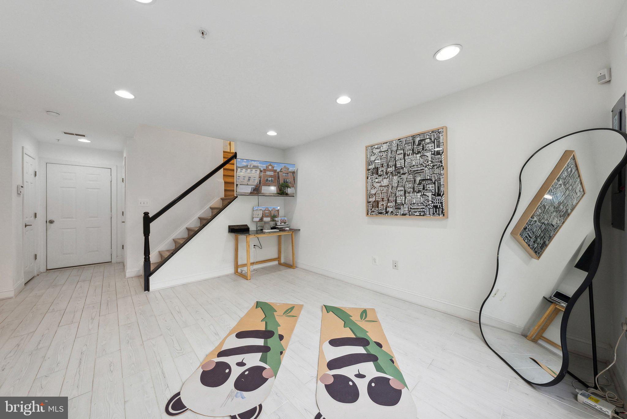 12007 Montrose Park Place Rockville, MD 20852 - Photo 27 of 31