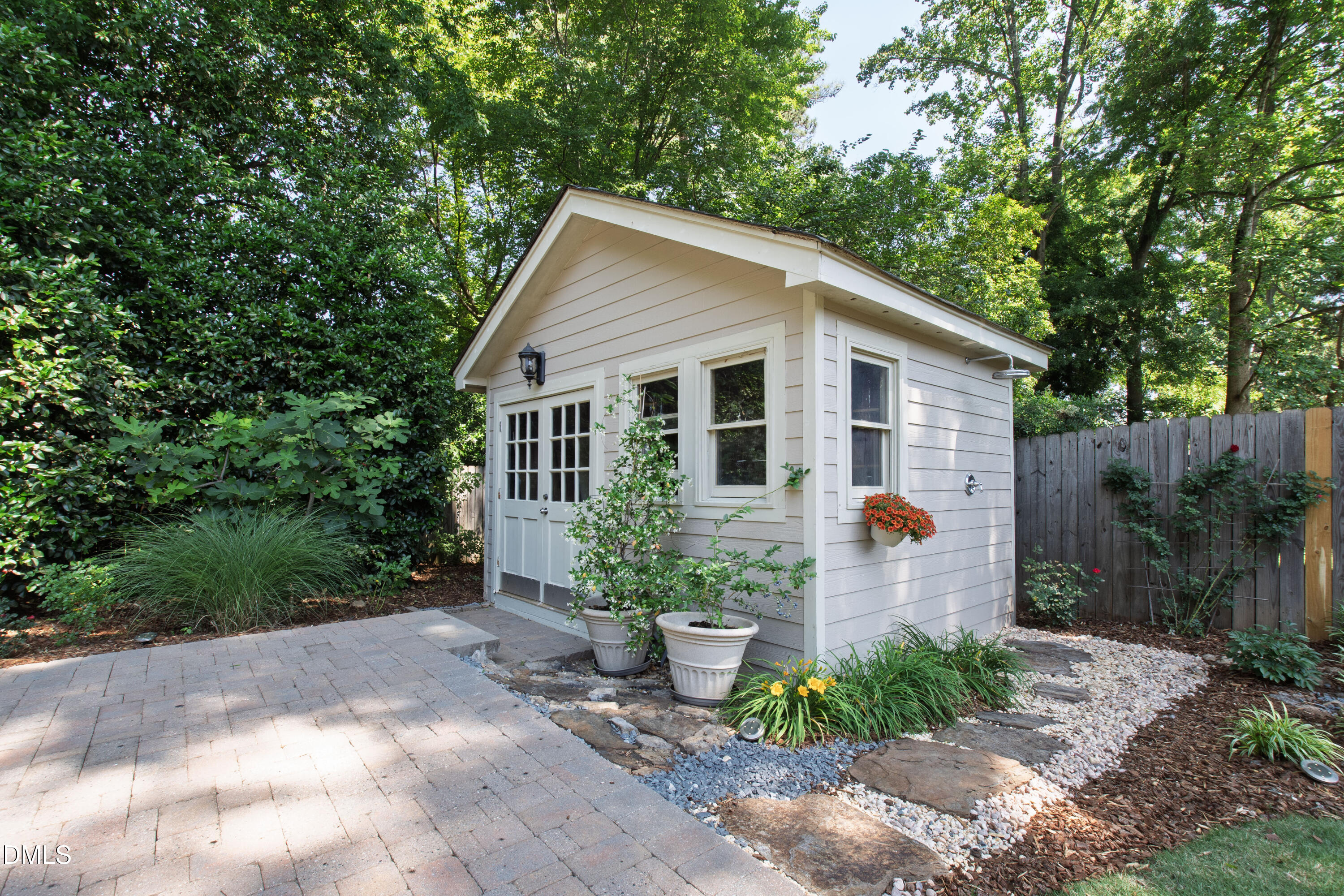 2805 Anderson Drive Raleigh, NC 27608 - Photo 48 of 50 Anderson (9)