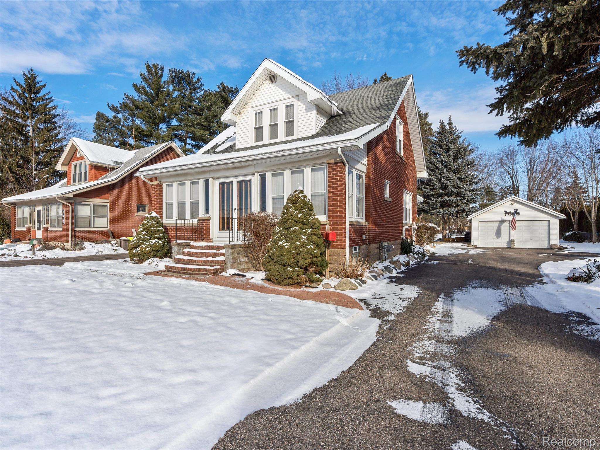 8705 Canal Road Sterling Heights, MI 48314 - Photo 2 of 28