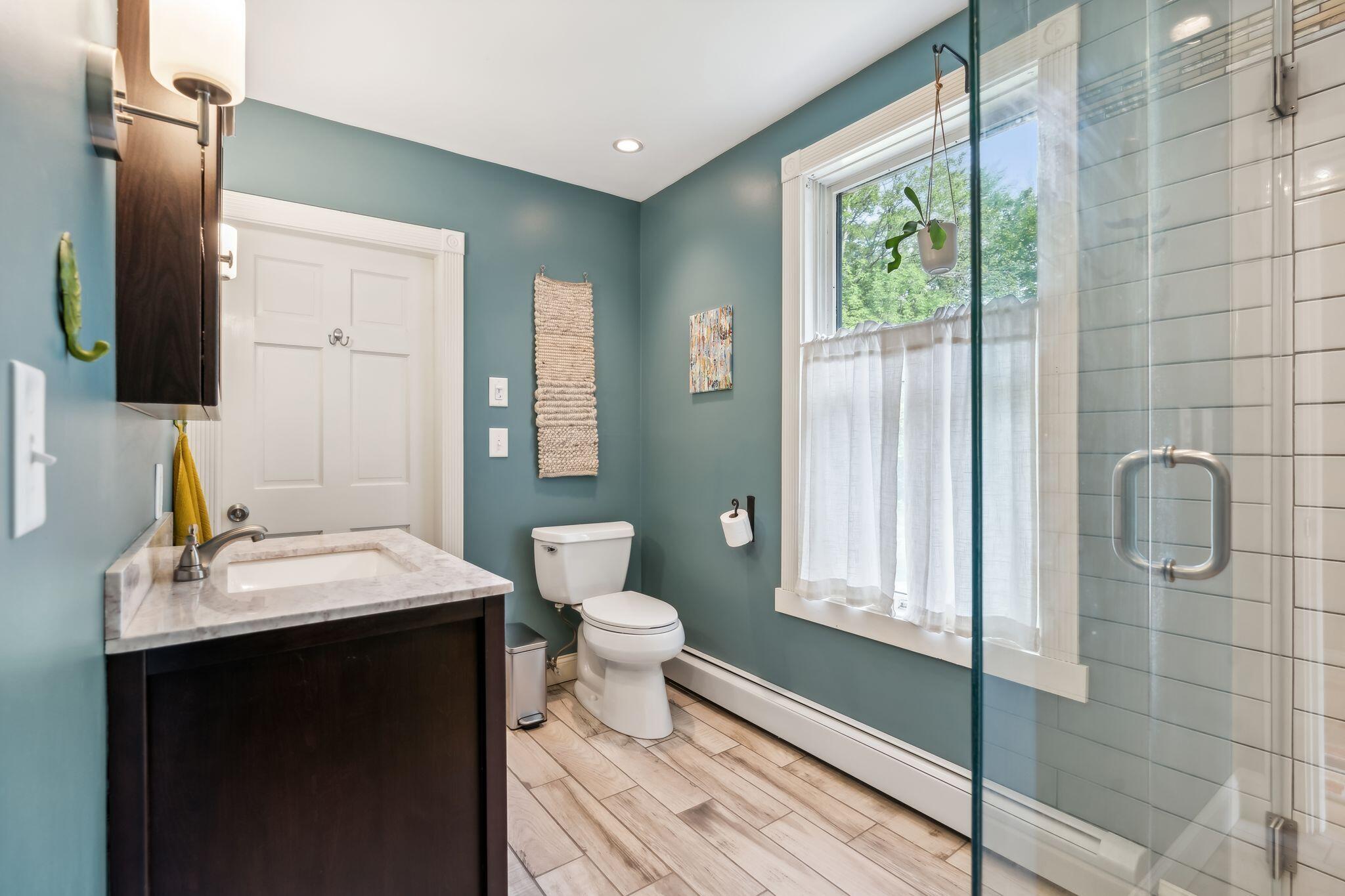 216 Center Road Gray, ME 04039 - Photo 34 of 63 2nd Floor Bathroom