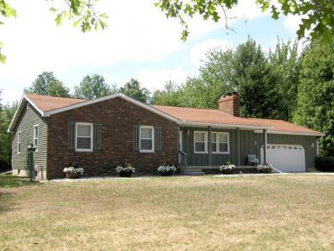 10506 Carr Road St. Charles, MI 48655 - Photo 1 of 14 20229865.JPG