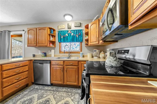 $275,000 | 4088 Carol Park Road, House Springs, MO 63051