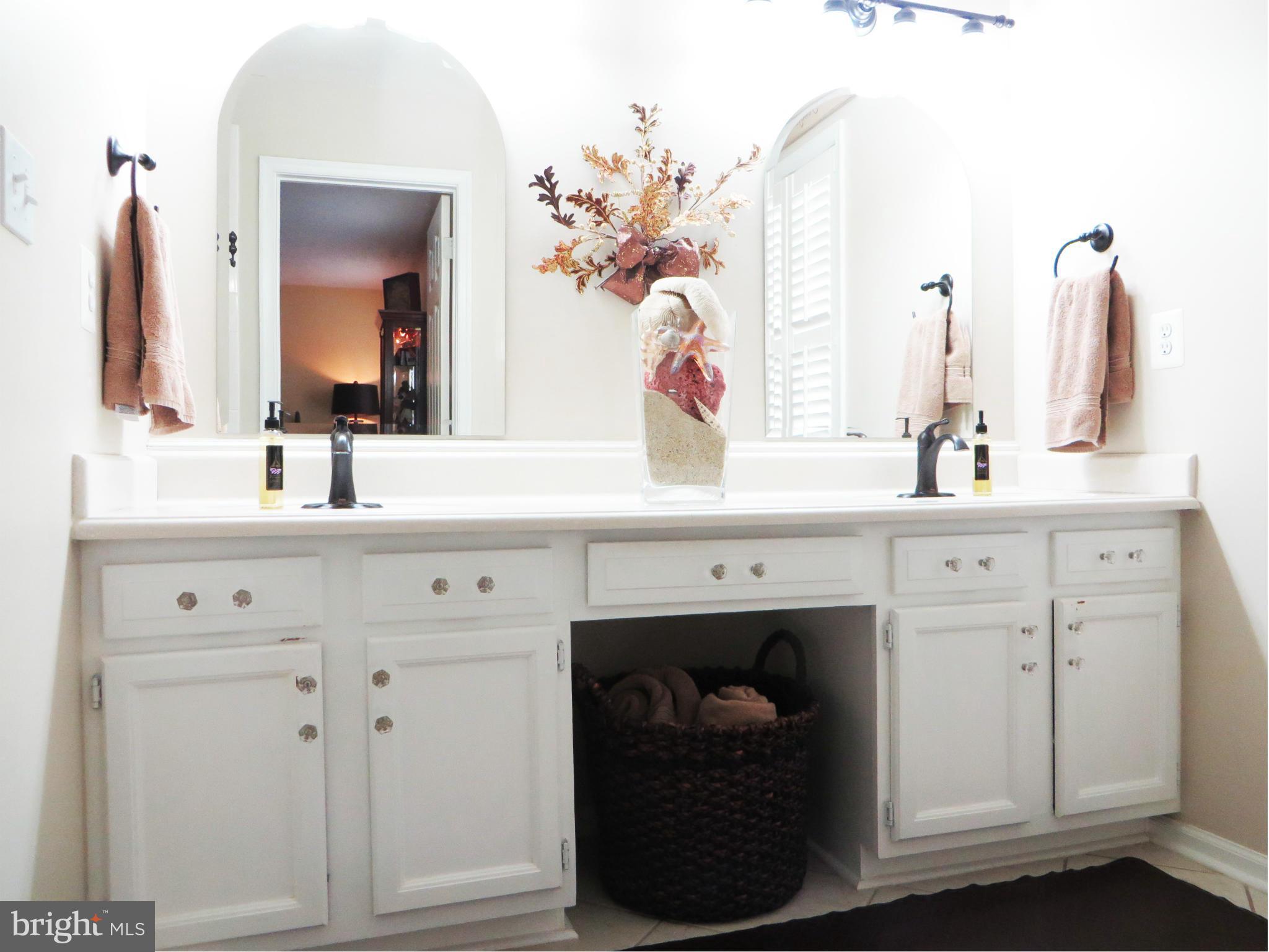 275 Hilltop Road Lusby, MD 20657 - Photo 15 of 30 Master bath with updated fixtures
