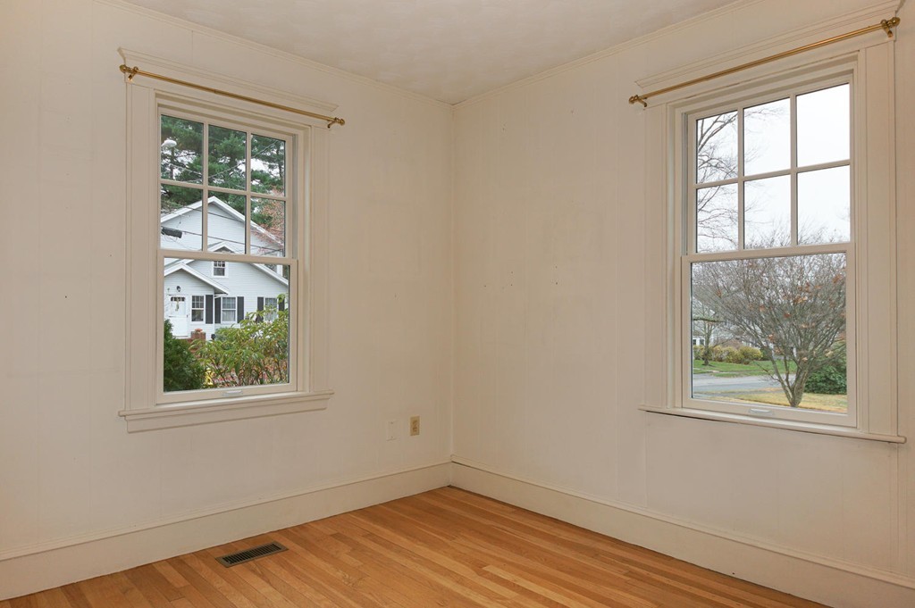 36 Lawton Road Needham, MA 02492 - Photo 3 of 30