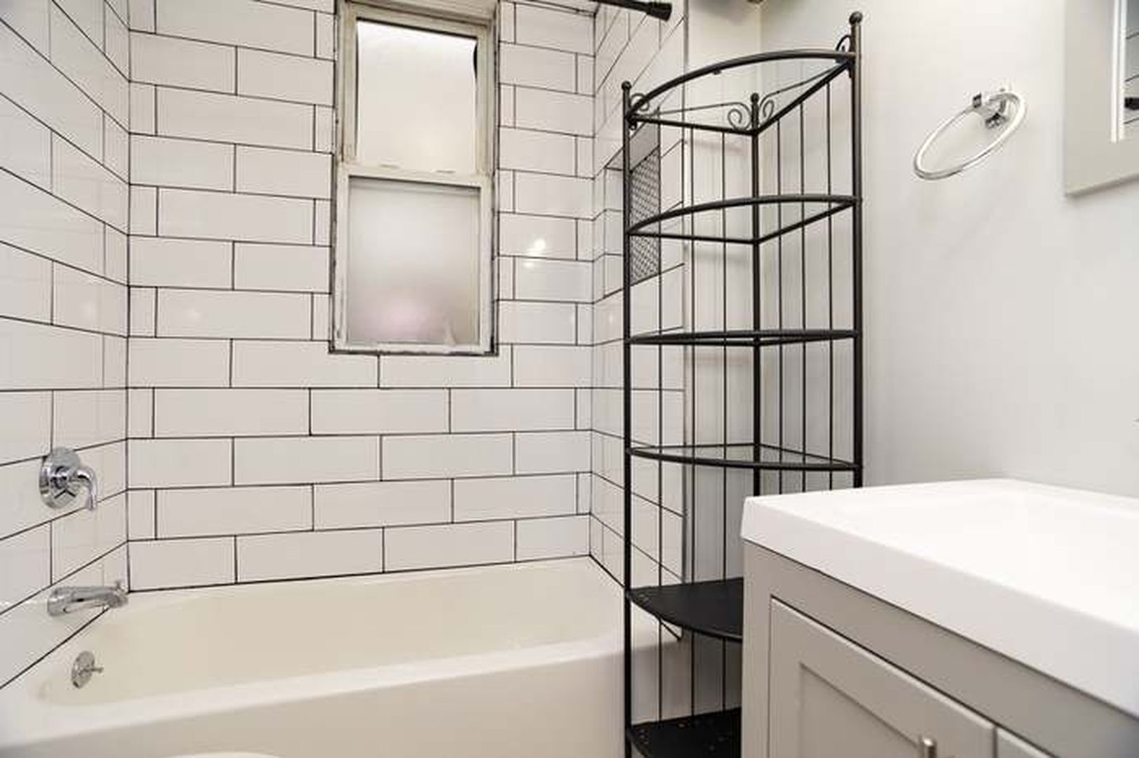 2657 North Ridgeway Avenue, Unit 1 Chicago, IL 60647 - Photo 7 of 10