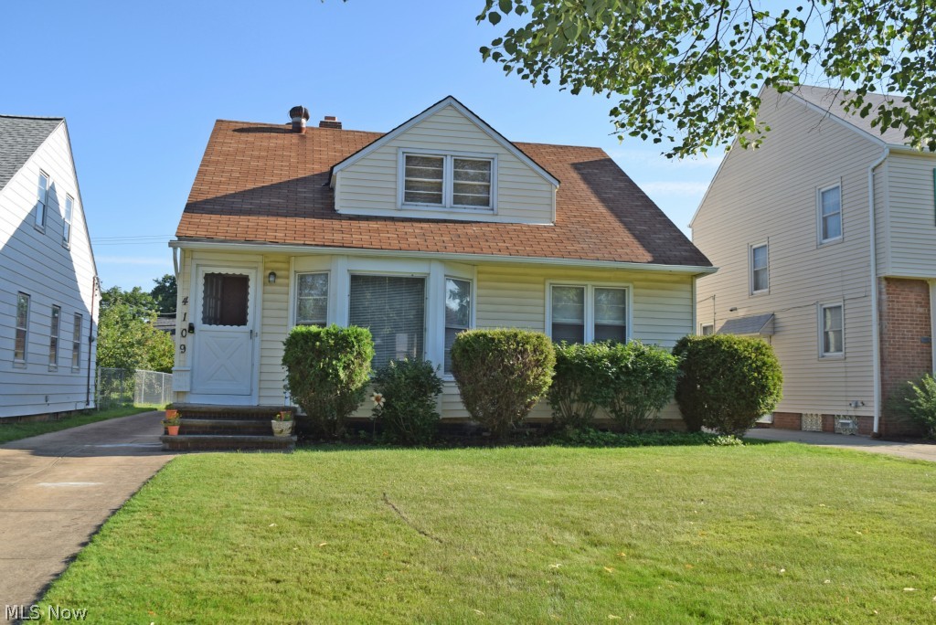 4109 Stilmore Road Cleveland, OH 44121 - Photo 1 of 14