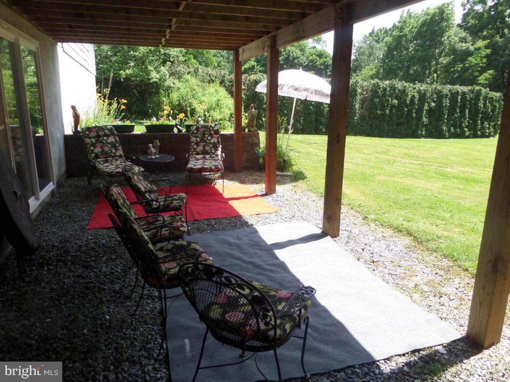 148 Fairview Road Manheim, PA 17545 - Photo 9 of 25