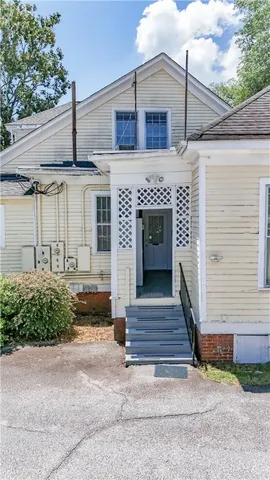 $365,000 | 200 West North 1st Street, Seneca, SC 29678