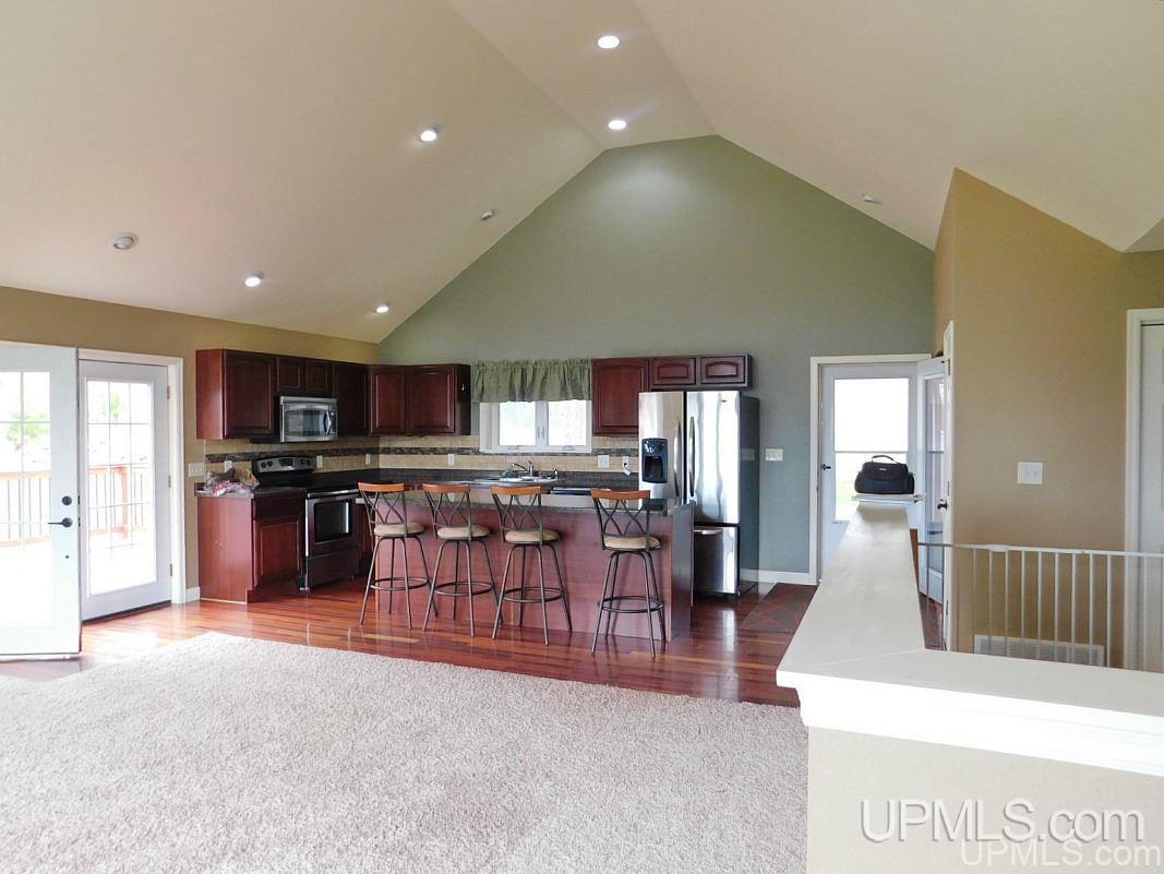 N1908 Summit Road Norway, MI 49870 - Photo 4 of 20