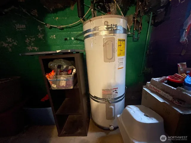 $379,900 | 845 North Devon Avenue, East Wenatchee, WA 98802