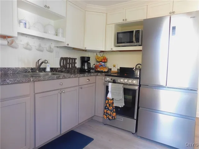 $199,900 | 517 Coolidge Road, Utica, NY 13502