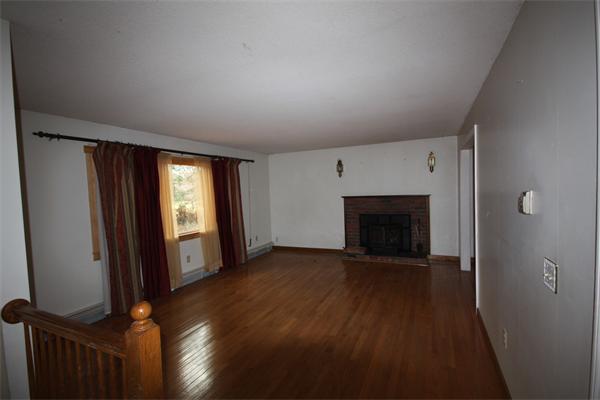 555 South Meadow Road Lancaster, MA 01523 - Photo 5 of 19 Gallery Image 5