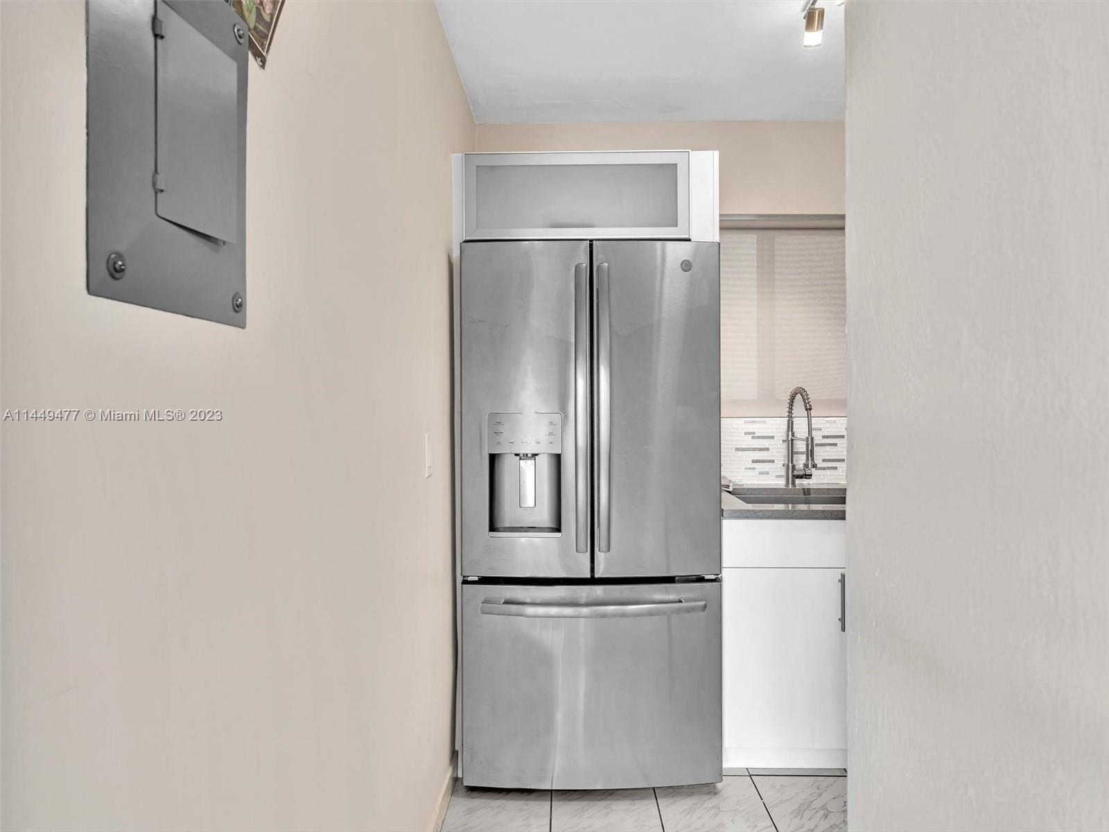 1345 Lincoln Road, Unit 706 Miami Beach, FL 33139 - Photo 14 of 36 Gallery Image 14
