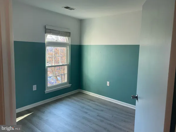 $2,800 | 2940 Yarling Court, Falls Church, VA 22042