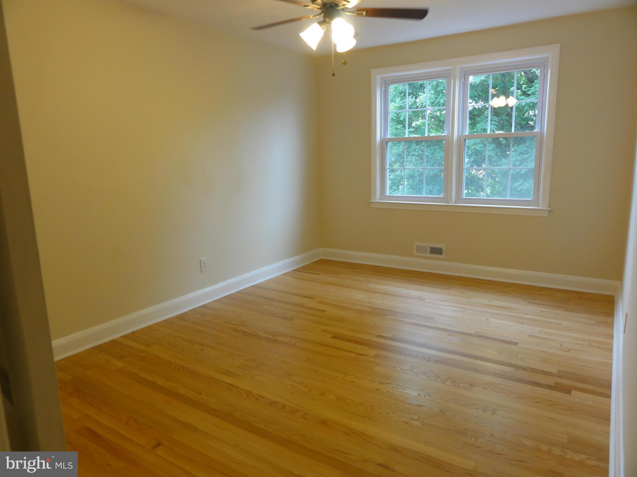 1105 Newfield Road Baltimore, MD 21207 - Photo 13 of 27 First bedroom