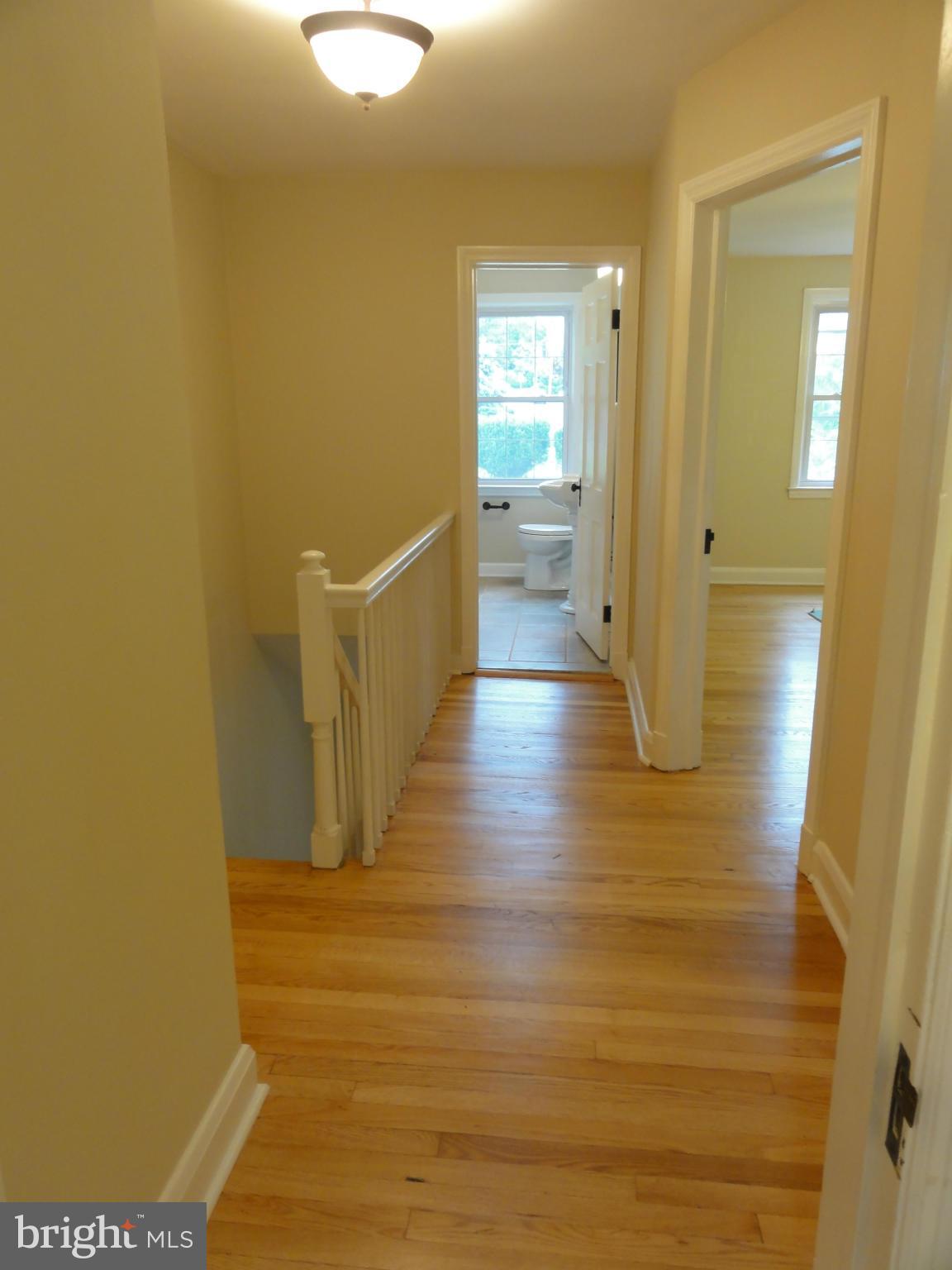 1105 Newfield Road Baltimore, MD 21207 - Photo 15 of 27 Hallway