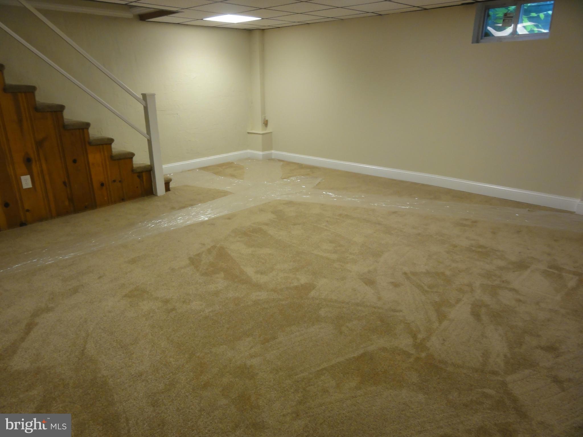 1105 Newfield Road Baltimore, MD 21207 - Photo 21 of 27 Family Room