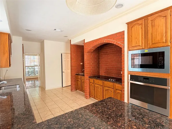 $2,575 | 3306 Vista Lake Drive, Sugar Land, TX 77478