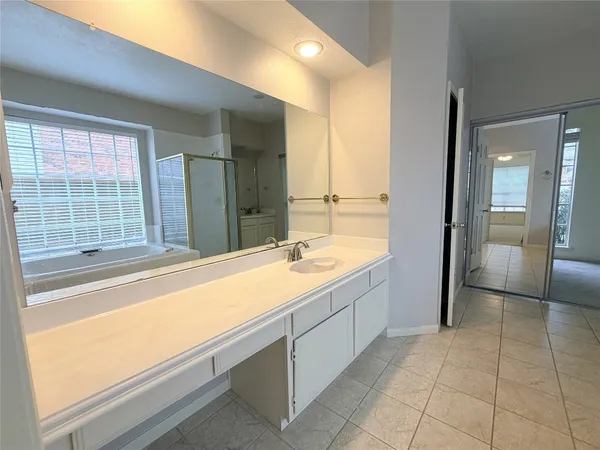$2,575 | 3306 Vista Lake Drive, Sugar Land, TX 77478