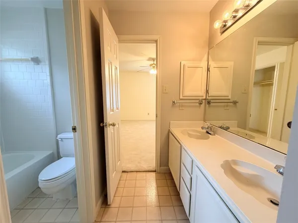 $2,575 | 3306 Vista Lake Drive, Sugar Land, TX 77478