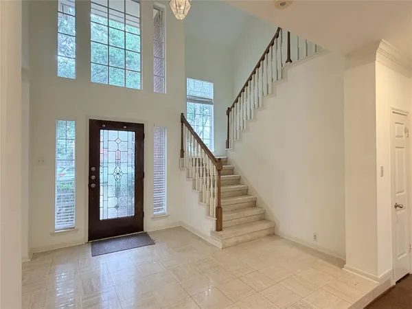 $2,575 | 3306 Vista Lake Drive, Sugar Land, TX 77478